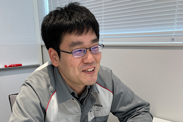 日立建機 インタビュー