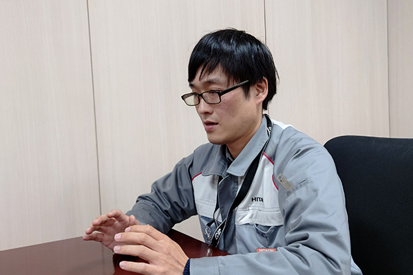 日立建機 インタビュー